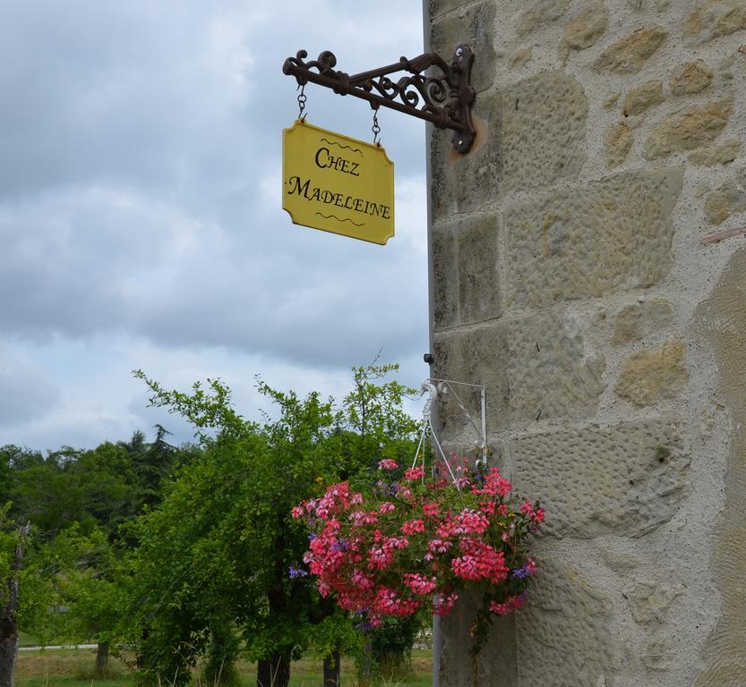 玛德雷纳之家住宿加早餐旅馆 Saint-Colomb-de-Lauzun 外观 照片